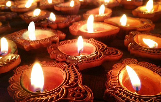 Facts about Diwali - diyas
