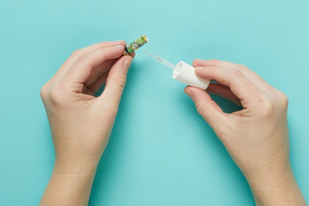 Covering the bead in nail polish