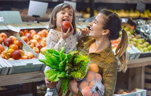 Living Wage | mum and daughter at supermarket
